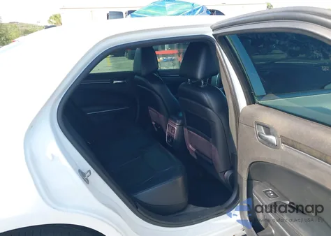 2012 Chrysler 300 Limited из США, поврежденный, VIN 2C3CCACG0CH136877